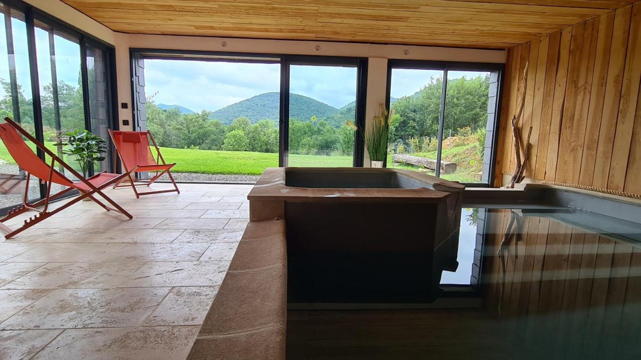 Les Milles Bottes Et Ses Roulottes Vila Encausse-les-Thermes Exterior foto