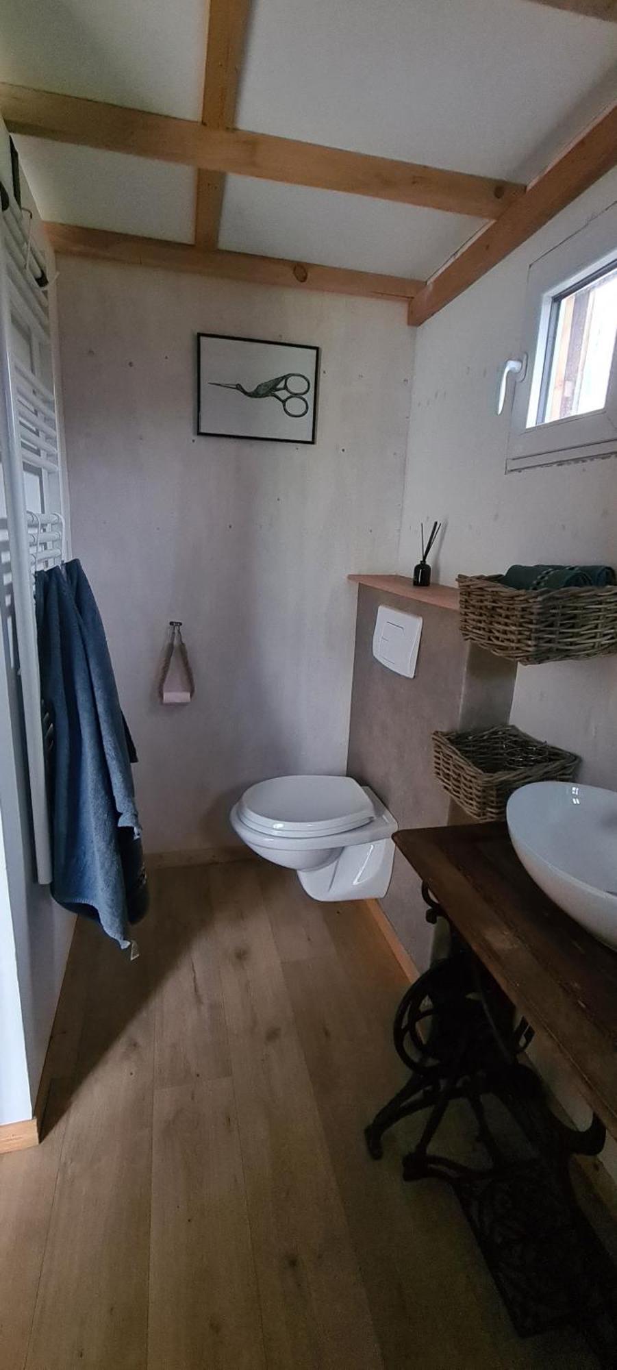 Les Milles Bottes Et Ses Roulottes Vila Encausse-les-Thermes Exterior foto